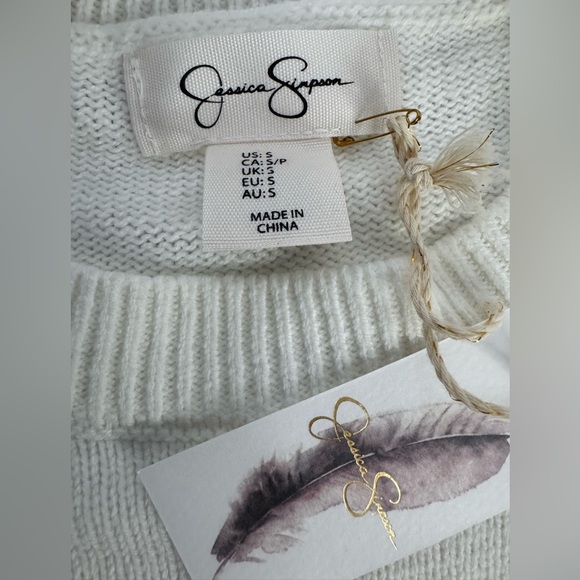 💕Jessica Simpson White Sweater with Pink Heart and Red Text - Picture 4 of 8